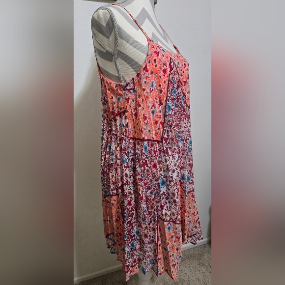 AMERICAN RAG CIE ENTRY Salmon Maroon Pink Blue Floral Spaghetti Strap Dress Sz M - Picture 3 of 9